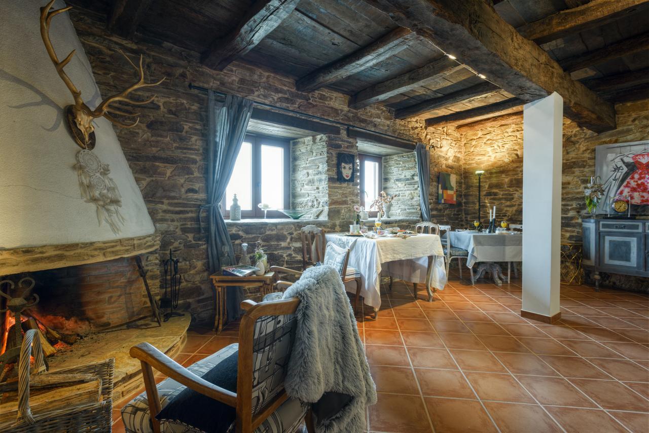 Gasthaus Complejo Rural Lar De Vies A Pontenova Exterior foto